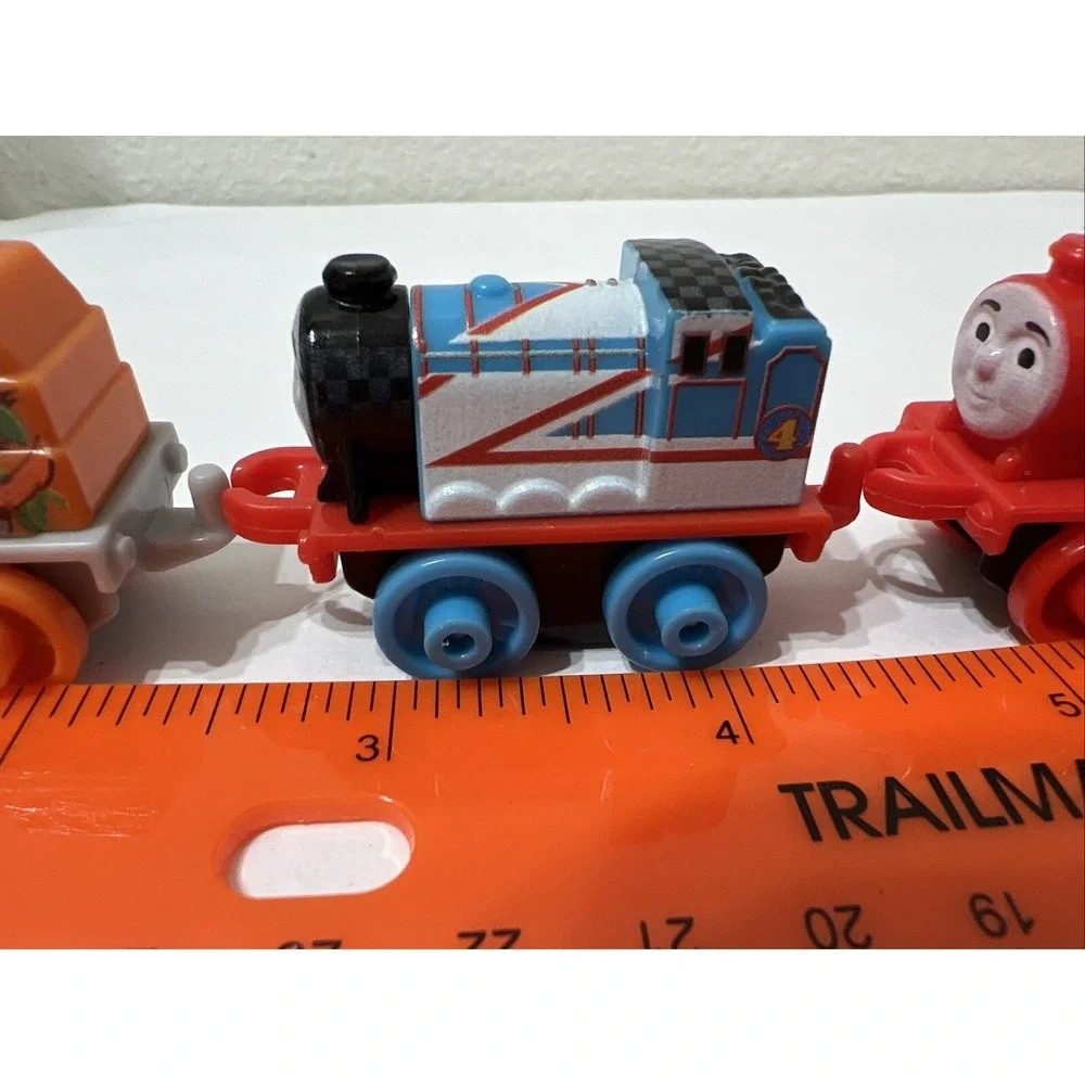 Thomas the Train & Friends Minis LOT Of 5 Mattel Millie Gordon Engines Cargo Car